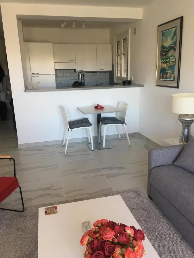 Residence Belvedere-deluxe seaview apartments nr B, C&D Antibes Buitenkant foto